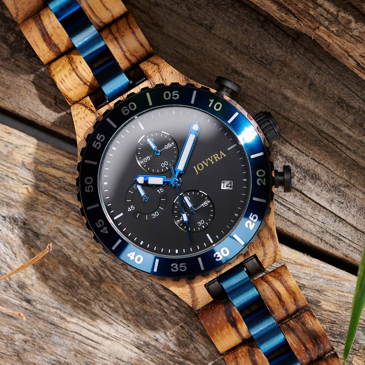 Jovyra Quartz Watch TITAN - Obsidian Core BB-Watch